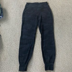 Lululemon Camo Align Jogger- Size 6